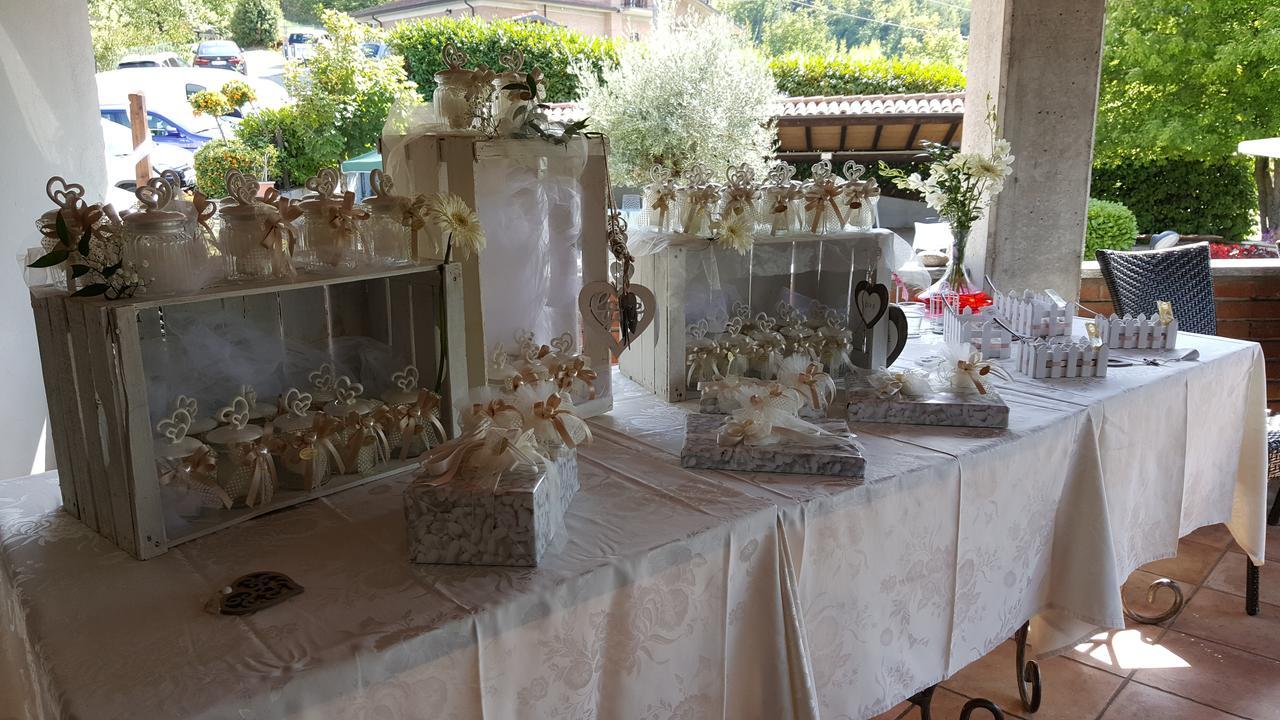 Ristorante Primula Bianca Hotel Varzi Exterior foto